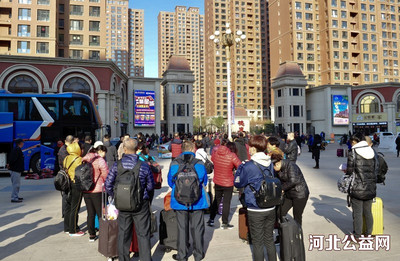 河北七彩橋國(guó)際旅行社歡送懷特人赴廈門觀光游，票務(wù)代理服務(wù)助力無憂旅途